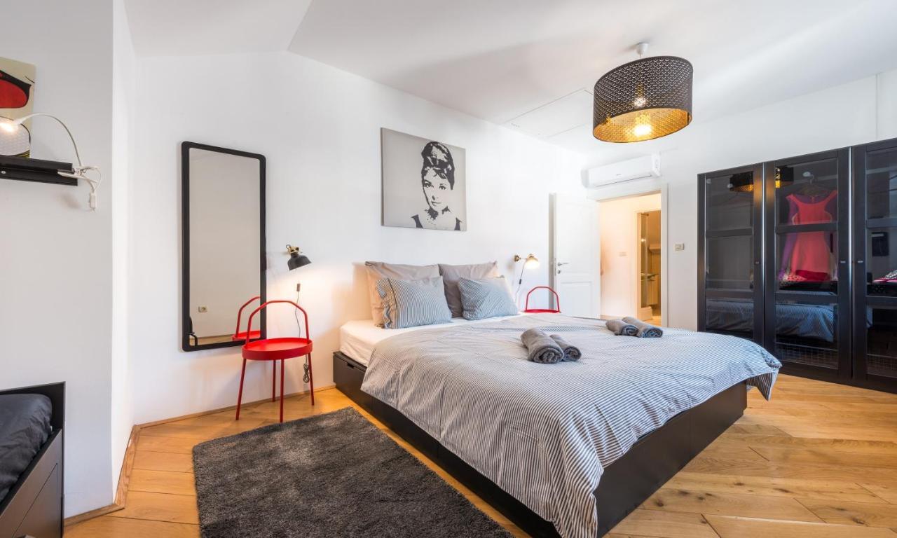 Apartment Marilyn Дубровник Екстериор снимка